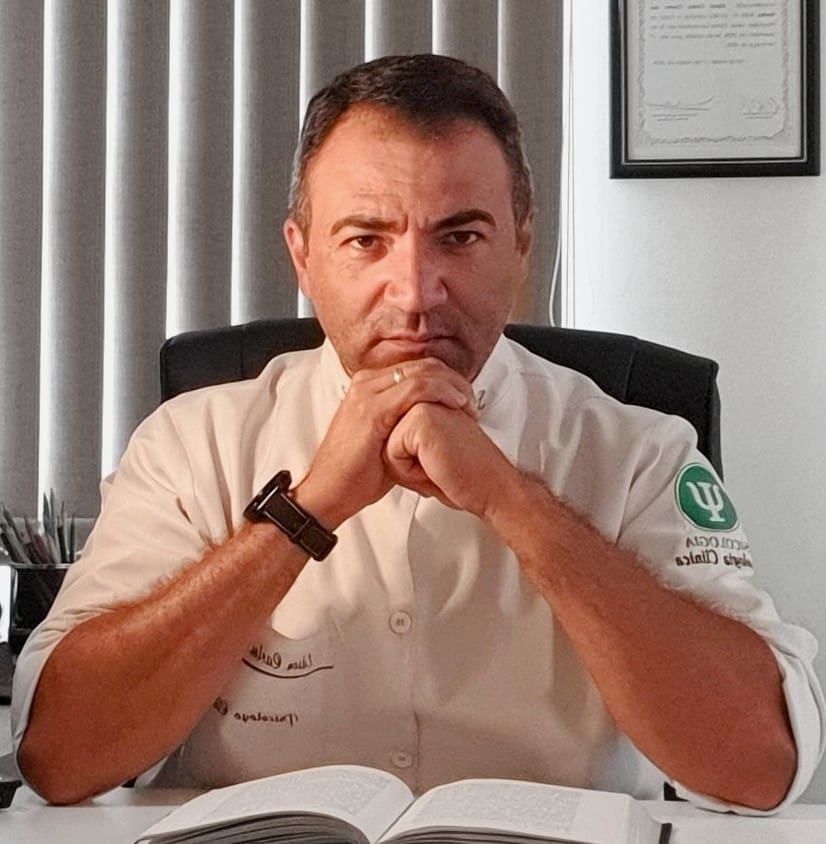 Dr. Edson Carlos